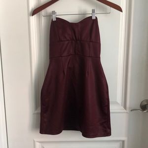 Strapless minidress with pockets - silence + noise